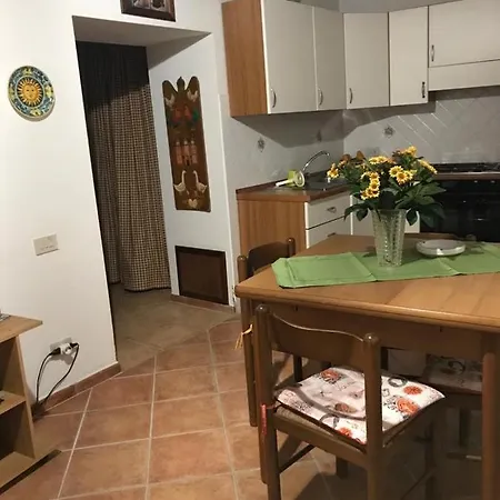 A Casa Di Peppino In Greco
