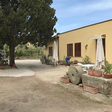 A Casa Di Peppino In Greco شقة *