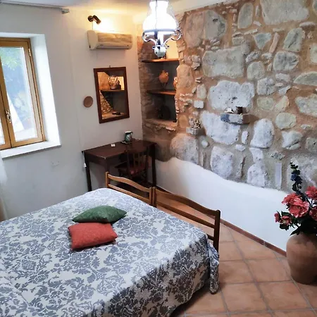 A Casa Di Peppino In Greco *